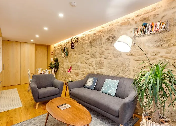 Riverside 2 Bedroom Apartment By Da\'Home